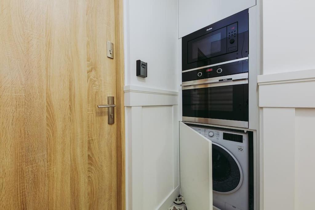 Lux Apartament W Centrum, Plac Konstytucji, Klimatyzacja, Widokowy Lejlighed Warszawa Eksteriør billede